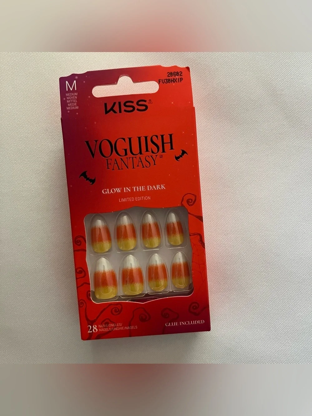 KISS Voguish Fantasy Halloween Glow In The Dark Candy Corn Press On Nails NWT